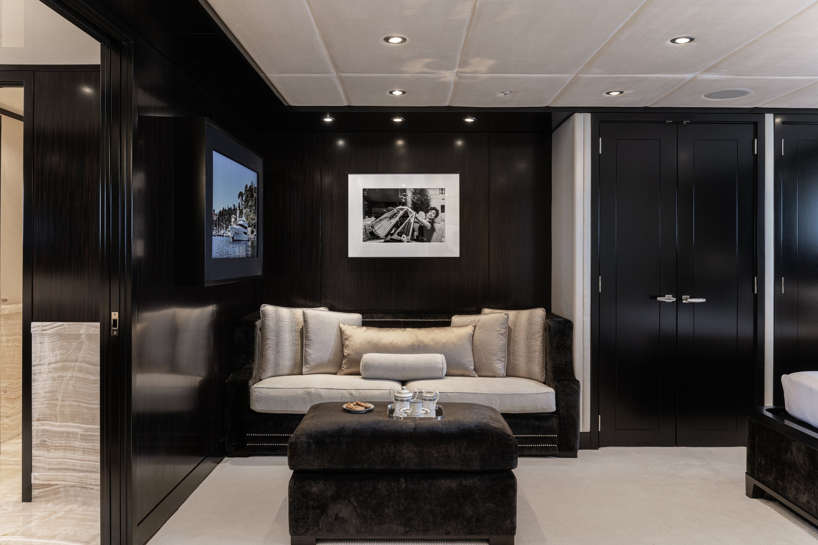 CARPE DIEM gallery — image 14