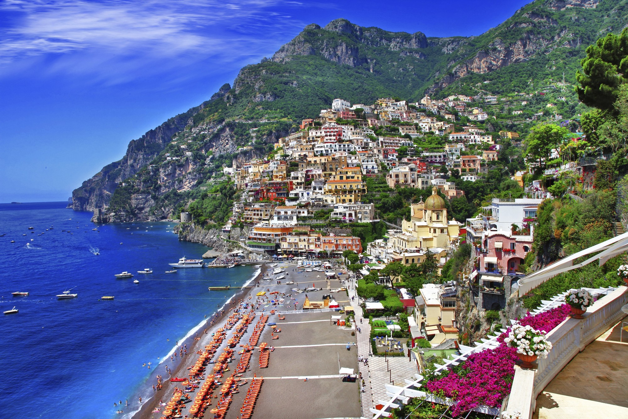Luxury yacht charter in Amalfi Coast