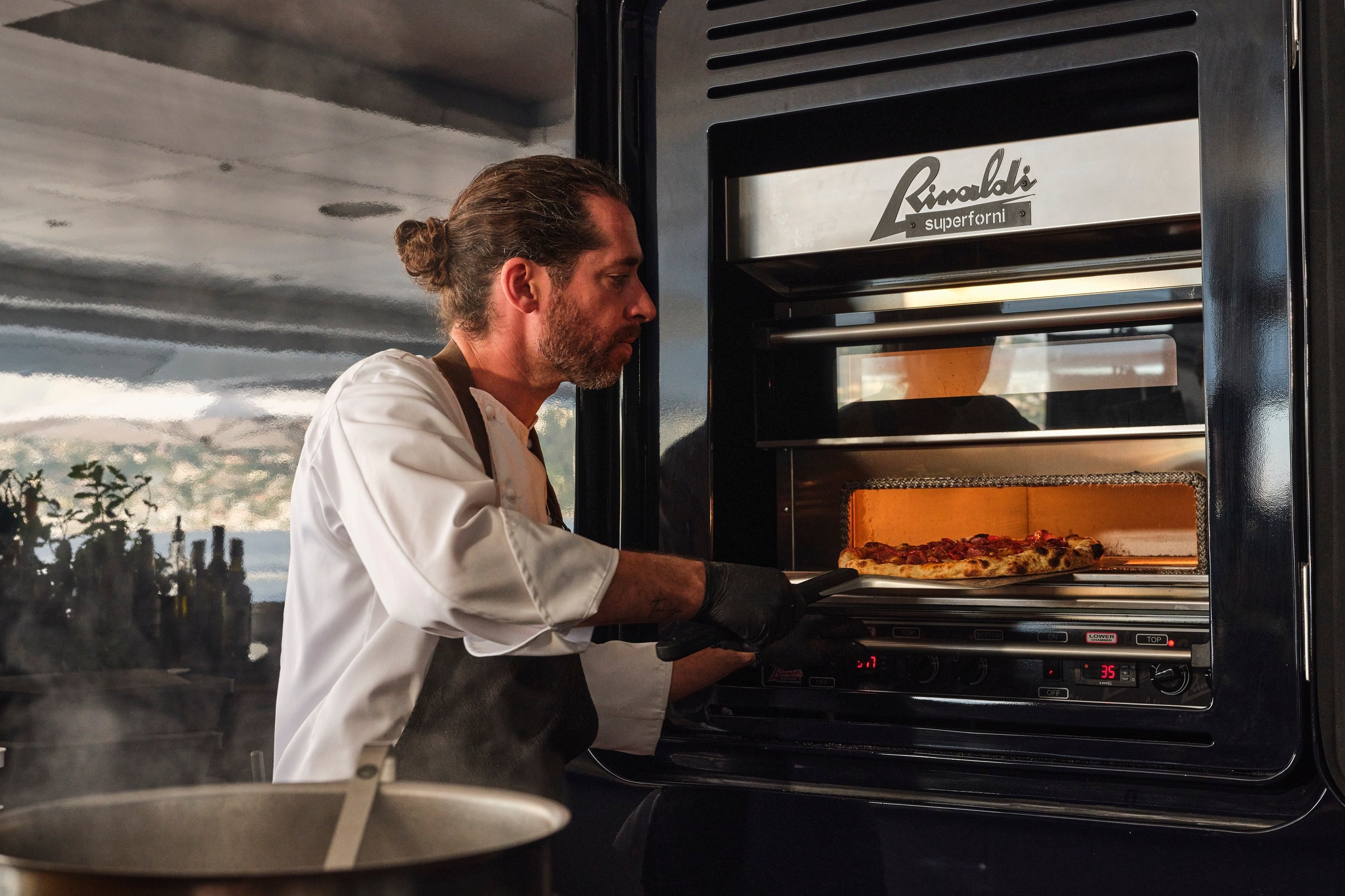 RENAISSANCE gallery — image 42
