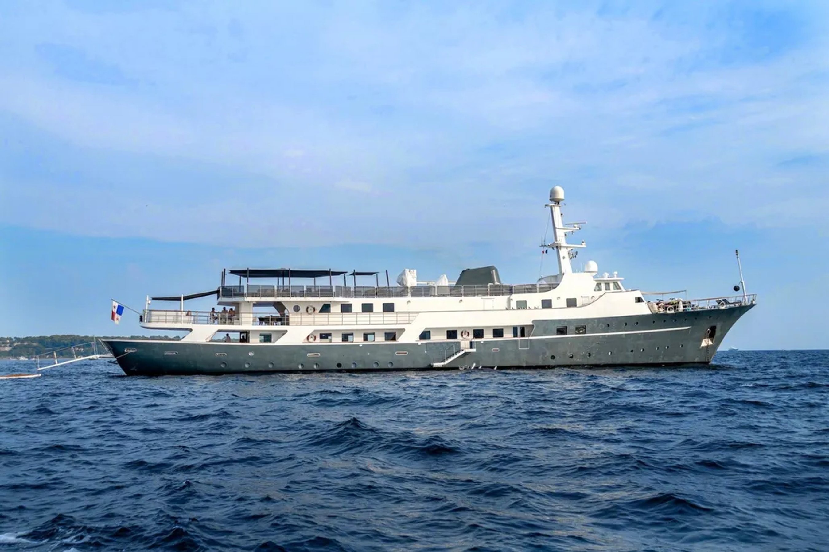 VOYAGER 61.3m Astilleros yacht for sale